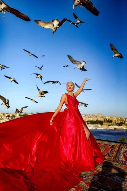 Istanbul: Professional Private Rooftop, Indoor Photoshoot - Dresses, Posing Help, and Getting the Small Details Right