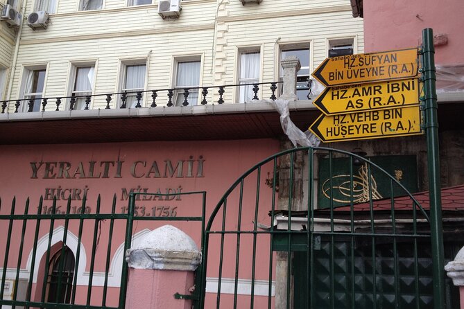 Istanbul Sahaba Tombs Tour - Eyup Sultan Mosque route: the Underground Mosque and the long list of mazars