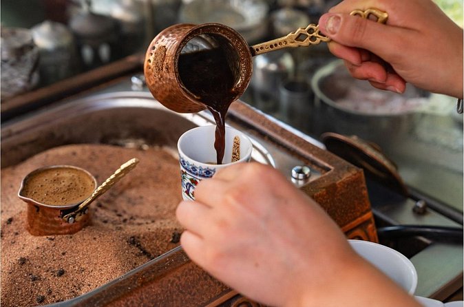 Istanbul: Sand Brewed Turkish Coffee Workshop in Old Town - How the cezve and sand brewing changes the flavor