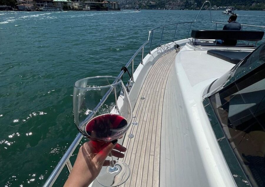 Istanbul: Small-Group Luxury Yacht Sunset Cruise w/ Snacks - Snacks, Baklava, and Coffee: What Makes the Food Service Worth Mentioning
