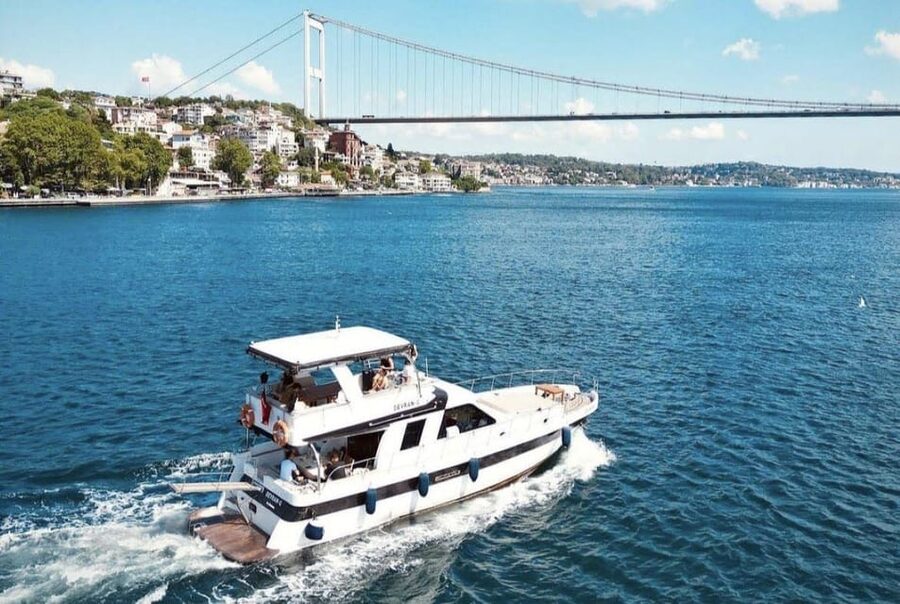 Istanbul: Small Group Yacht Tour with Unlimited Wine - Key Highlights You’ll Care About