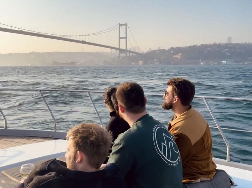 Istanbul: Small Group Yacht Tour with Unlimited Wine - From Karaköy to the Golden Horn: the easy start that matters