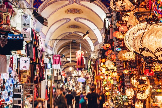 Istanbul Street Food Tour: Private Taste of Two Continents - Eminönü Square: The Transfer Moment That Feels Like a Turning Point