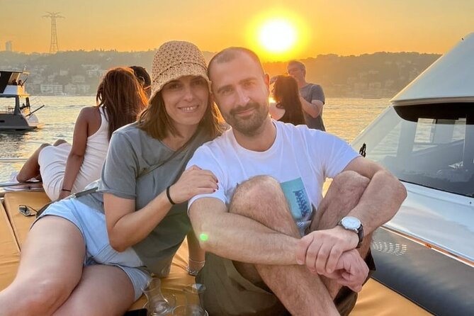 Istanbul Sunset Cruise on Luxury Yacht - Guided Group Cruise - Kabataş Square meeting point: how to show up smoothly
