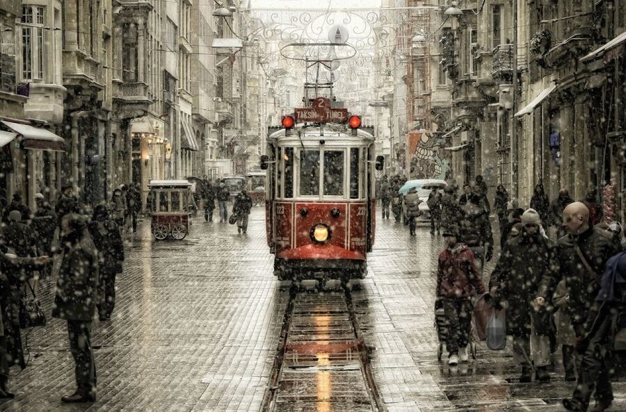 Istanbul: Taksim District Half-Day Walking Tour - Group size, pace, and luggage rules on a 4-hour walk
