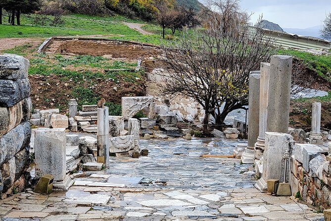 Istanbul to Ephesus Full Day Private Tour with Domestic Flights - Temple of Artemis: starting with one of the Seven Wonders