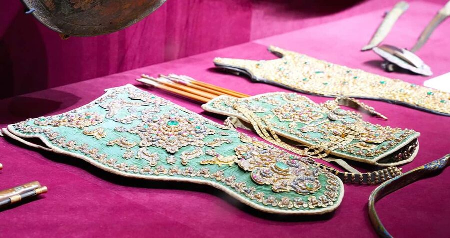Istanbul: Topkapi, Harem Small Group Guided Tour & Historian - Price and Value: Why This Can Be a Smart Deal at Topkapi