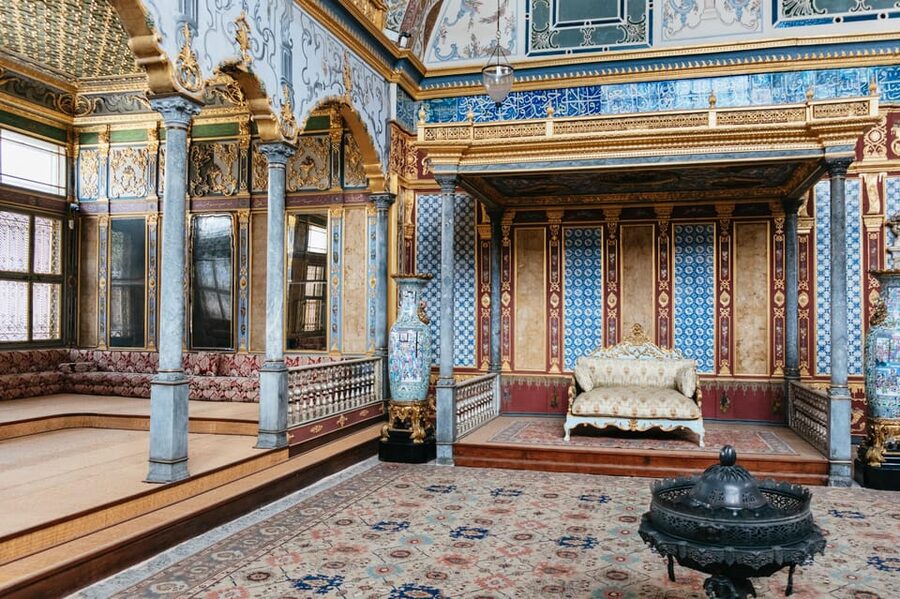 Istanbul: Topkapi Palace and Harem Guided Tour with Ticket - Accessibility and comfort: what may not work well