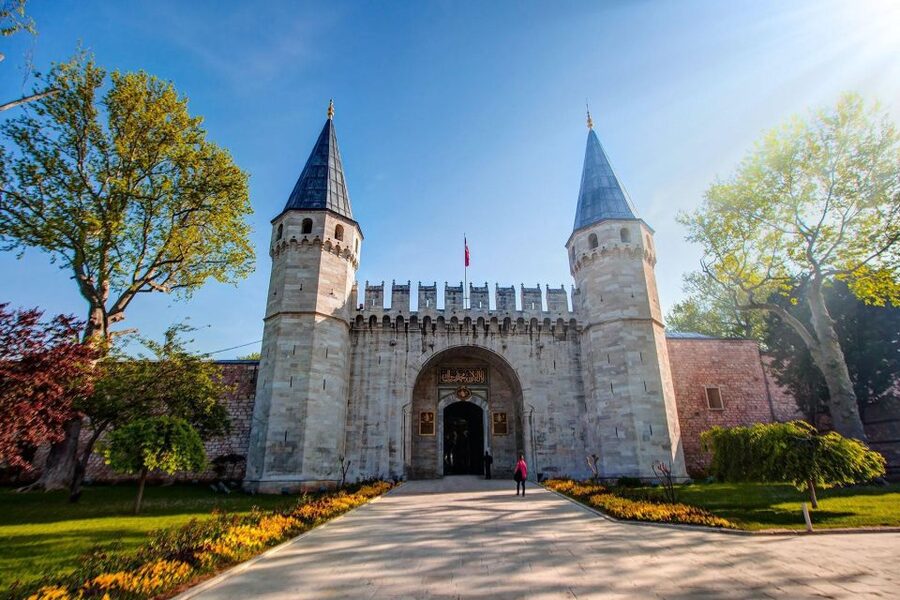 Istanbul: Topkapi Palace Skip-the-Line Ticket & Guided Tour - The Value of a Tight 60-Minute Topkapi Tour