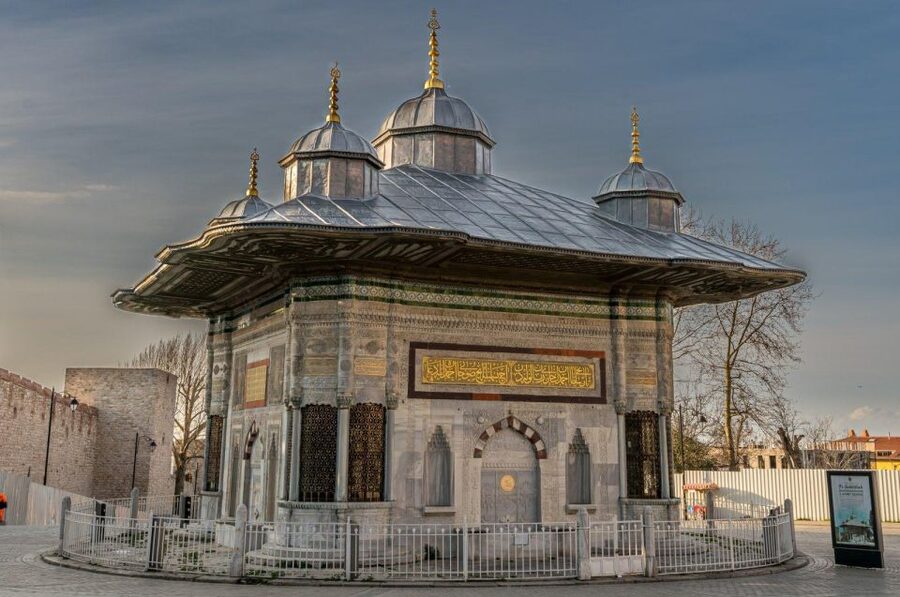 Istanbul: Topkapi Palace Skip-the-Line Ticket & Guided Tour - Who This Tour Fits Best (and Who Might Want a Different Plan)