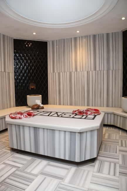 Istanbul: Traditional Turkish Bath with Foam and Oil Massage - Key things to know before you go