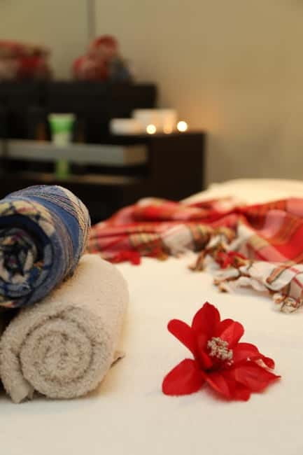 Istanbul: Traditional Turkish Bath with Foam and Oil Massage - Foam scrub and the classic Turkish bath cleansing
