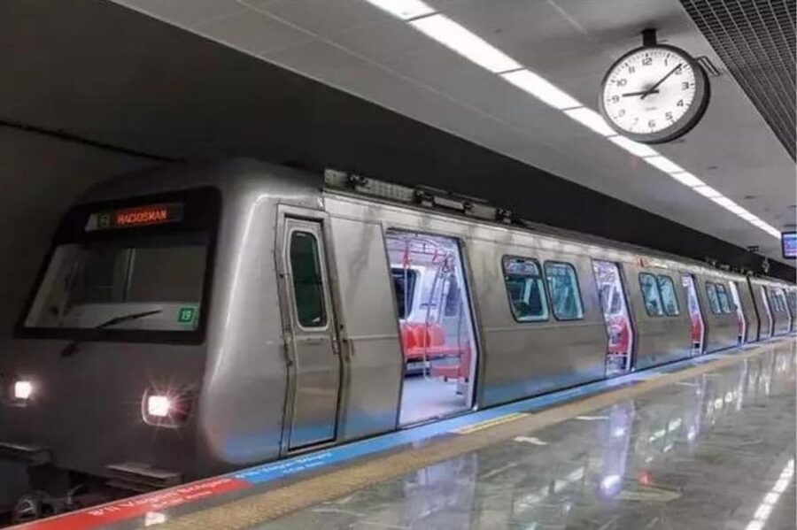 Istanbul TRANSPORTATION PASS: between Airport, City &Islands - English Audio and Digital Guides: Make Transit Feel Like a Plan