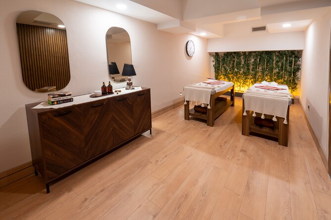 Istanbul Turkish Bath and Massage in Old City with Private Option - Staff and Service: What “Good” Looks Like Here