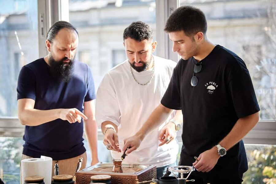 Istanbul: Turkish Coffee Brewing on Sand + Gift Set - UNESCO Coffee Culture Meets Ottoman Fortune Traditions