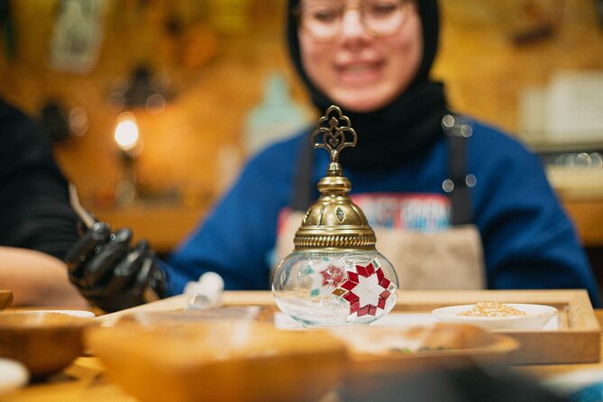 Istanbul Turkish Mosaic Lamp Workshop in Old Town - All Included - Finding the studio near Eminonu: plan for stairs and last-minute details