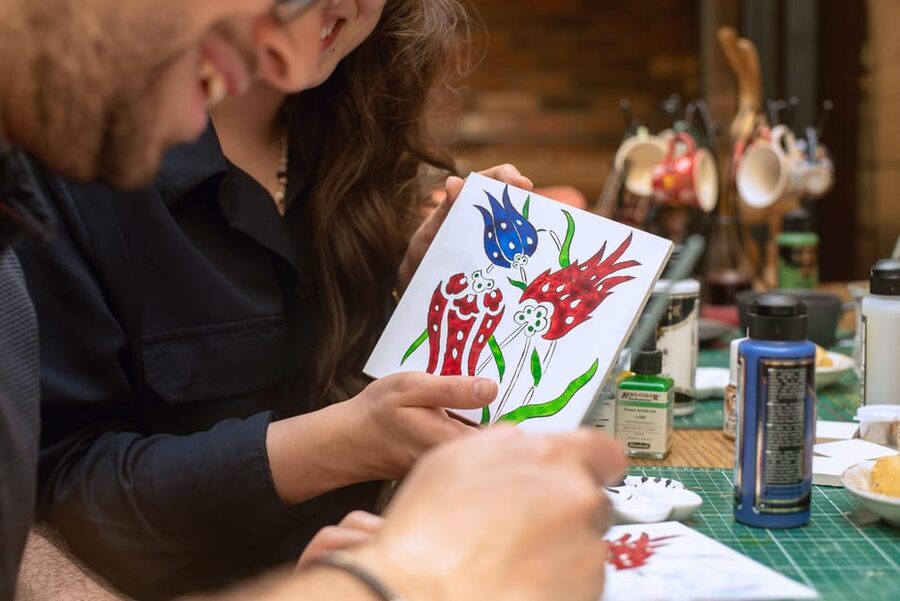 Istanbul: Turkish Tile Painting & Ceramic Workshop w/ Snacks - Packing your ceramic souvenir for real life