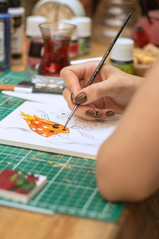 Istanbul: Turkish Tile Painting & Ceramic Workshop w/ Snacks - How the Turkish tile painting lesson is paced for beginners