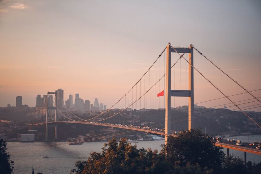 Istanbul: Two Continents Evening Bus Tour with Commentary - Key Things You’ll Notice on the Route