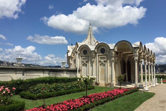 Istanbul Two Continents Tour with Lunch and Bosphorus Cruise - Eyüp Sultan Mosque and Pierre Loti: faith, neighborhood texture, and a view break