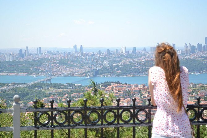 Istanbul Two Continents Tour with Lunch and Bosphorus Cruise - Lunch, timing, and what $299 buys you