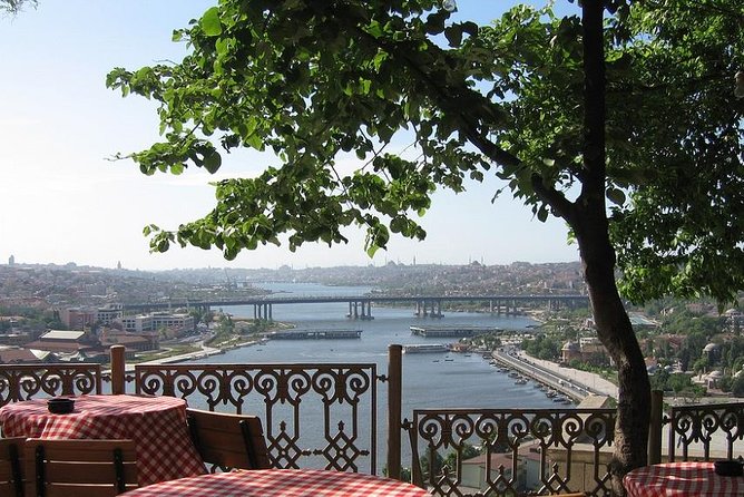 Istanbul Two Continents Tour with Lunch and Bosphorus Cruise - Who this tour fits best