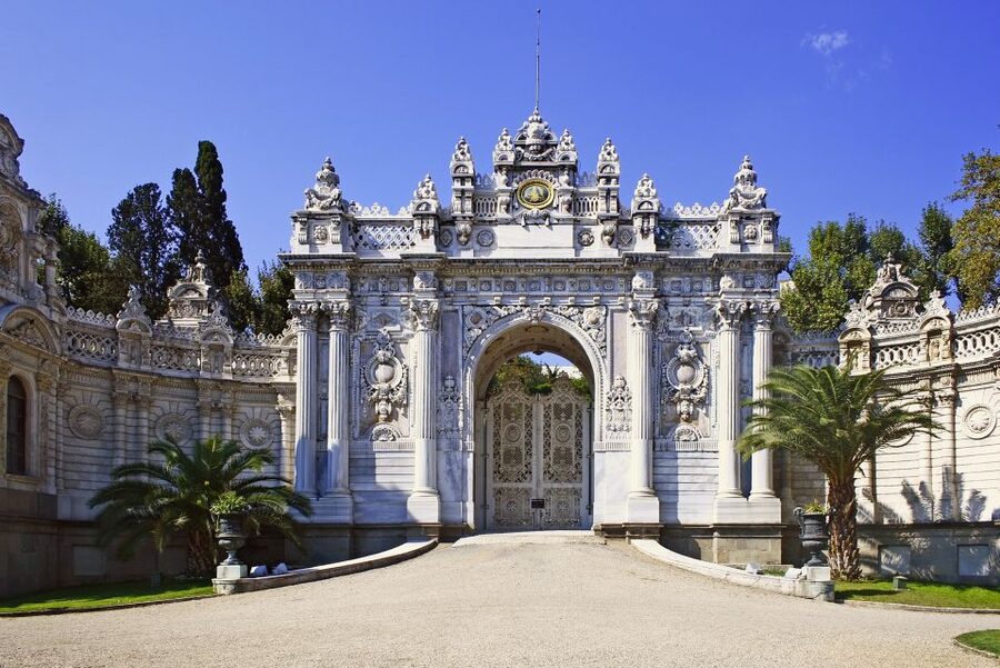 Istanbul: Two Continents with Beylerbeyi Palace Tour - Key Points at a Glance