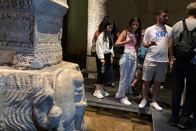 IstanbulBasilicaCistern/fastEntranceEnglish/Spanish (not tickets) - Inside Basilica Cistern: Columns, Medusa heads, and eerie light