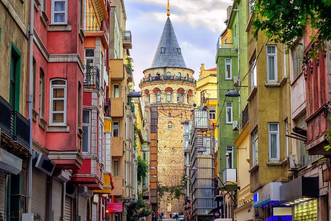 Journey Through Istanbul's History - A small-group route from the Hippodrome to Yeni Camii