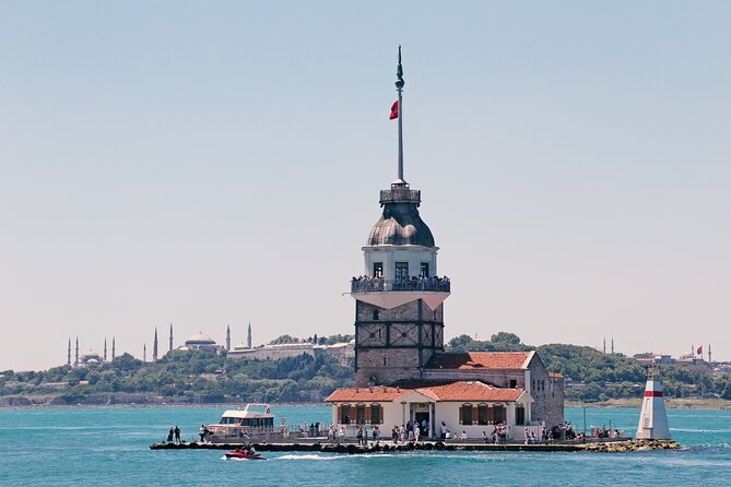 Luxurious Bosphorus Small Group Sunset Yacht Cruise with Snacks - The Bosphorus pass-by tour: Ottoman palaces, working mosques, and fortresses