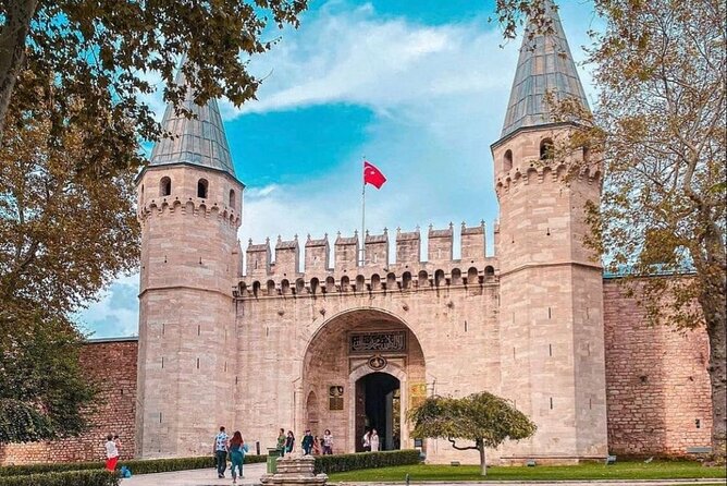 Majestic Istanbul: Walking Tour & Sunset Cruise on the Bosphorus - Topkapi Palace: first courtyard only, but it gives you the right scale