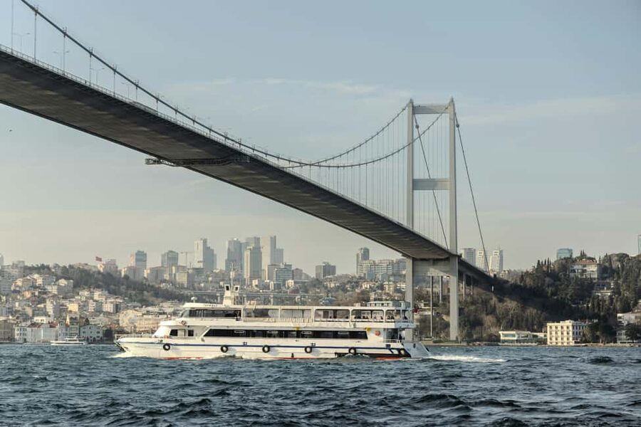 Morning Bosphorus Cruise with Breakfast & Asian Side Stop - From your hotel to the boat: how pickup usually works