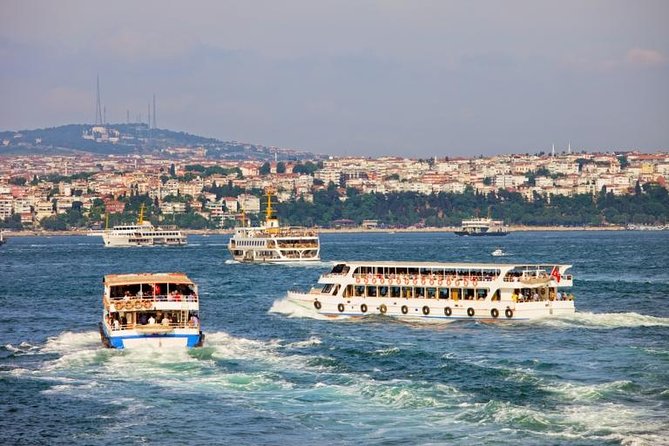 Panoramic City Tour with Bosphorus Strait Sightseeing Cruise - The Spice Bazaar Stop at Misir Çarşısı: Exactly 45 Minutes of Shopping Power