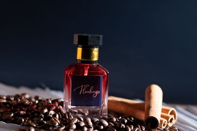 Perfume Workshop in Istanbul - Choosing your bottle and getting guided blending