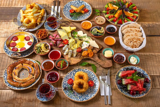Premium Bursa and Uludag Tour - (Breakfast-Lunch Included) - Tombs of Osman and Orhan: short but meaningful stop
