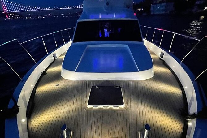 Private 2-Hour Bosphorus Cruise with Yacth - Where You Meet: Arap Cami and a Simple Start