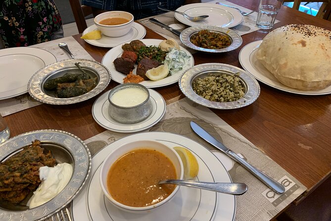 Private and guided Food and Culinary Tour of Istanbul - Eating your way across Beyoğlu and Kadıköy (without the tourist trap pace)