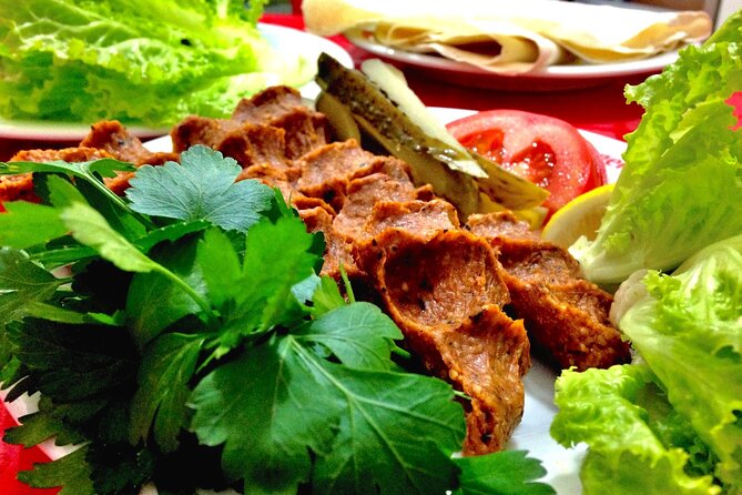Private and guided VEGETARIAN / VEGAN tour of Istanbul - The guide’s job: tailoring your route and helping you eat smarter after