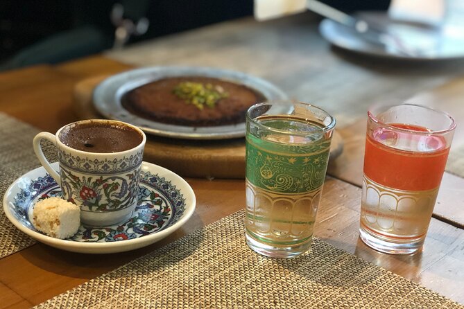 Private and guided VEGETARIAN / VEGAN tour of Istanbul - Practical logistics that keep the day easy: start point, finish at Kadikoy, and timing shifts