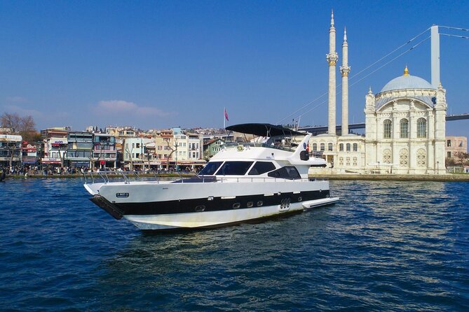 Private Bosphorus Cruise with Luxury Yacht - Ortaköy to Bebek: cafés, the mosque view, and the coastline mood