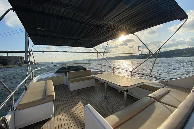 Private Bosphorus Sightseeing Cruise By Luxury Yacht in Istanbul - Kucuksu Palace and Beylerbeyi Palace: the imperial shoreline on the Asian side