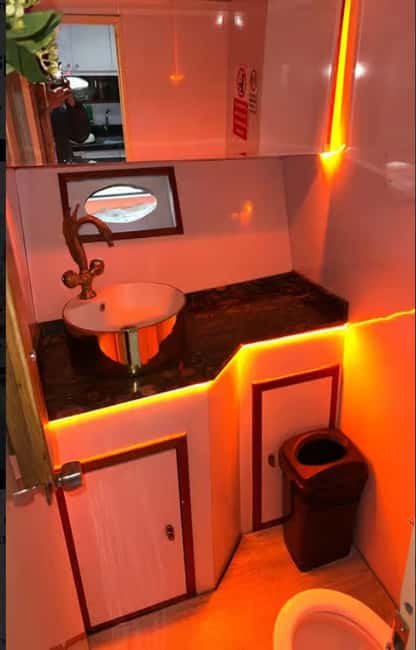Private Bosphorus Yacht Experience in Istanbul - What the 2-Hour Route Actually Feels Like