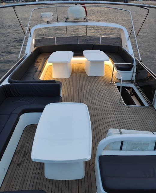 Private Bosphorus Yacht with Local Guide and Snacks - Onboard Comfort: Boat Size, Space, and What’s Included