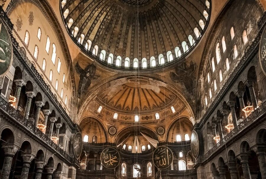Private Car Tour of Istanbul Old City and Top 7 Attractions - Galata Tower and Beyoğlu: the view that changes how you see Istanbul
