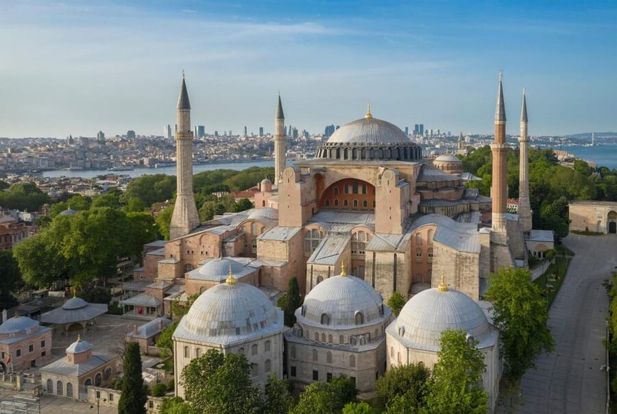Private Car Tour of Istanbul Old City and Top 7 Attractions - Price and logistics: is $323 per person good value here?