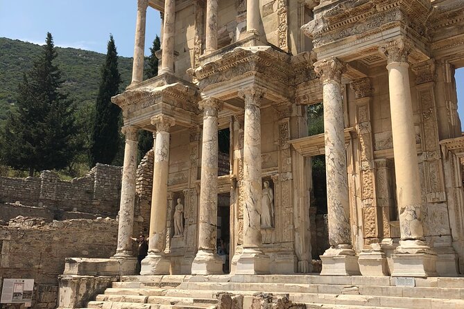 Private Ephesus Day Tour From Istanbul by Plane - Lunch and a carpet-weaving stop that turns history into craft
