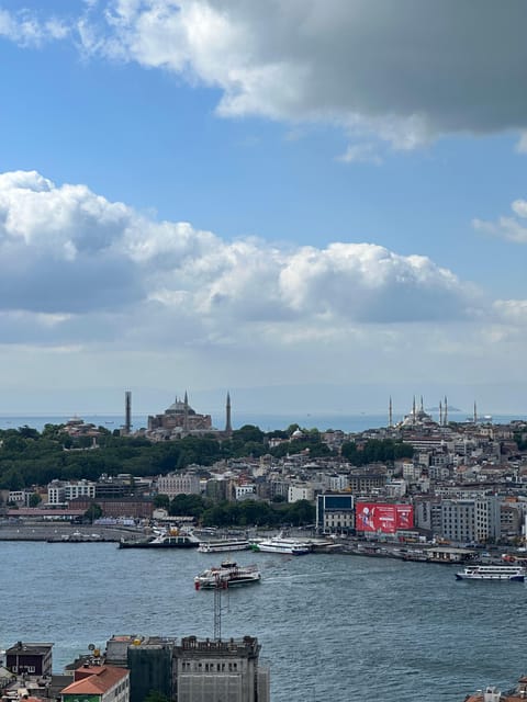 Private Guide in Istanbul Old City - Istanbul Route Focus: Blue Mosque, Hagia Sophia, and the Real Meaning of the Symbols