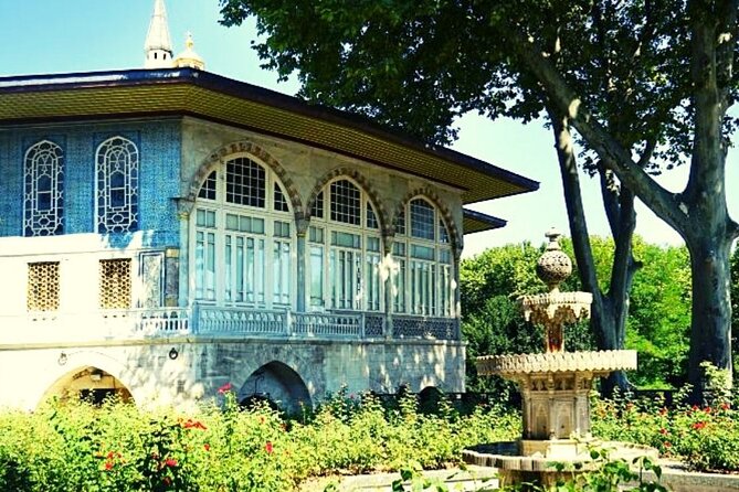 Private Guided Basilica Cistern and Topkapi Palace with Skip Line - Basilica Cistern: what you’ll actually notice with a guide