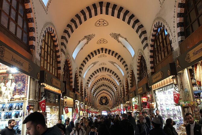 Private Guided Bazaar Tour in Istanbul - Misir Carsisi / Egyptian Spice Market: A Scent-Based Shopping Zone