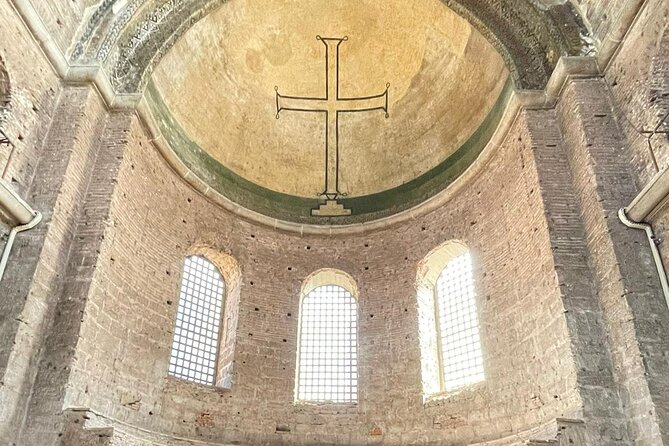 Private Guided "Energy of Istanbul-Skip the Ticket Line" Tour - Basilica Cistern: The Roman Sunken Palace and Its 336 Columns